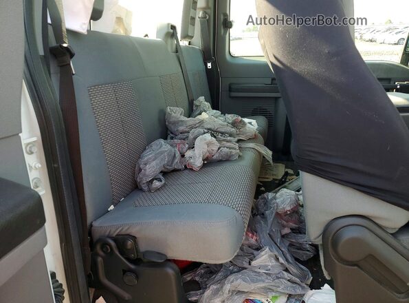 1FT7X2B67GEB05834 2016 FORD F250 White უკანა სავარძლების ხედი