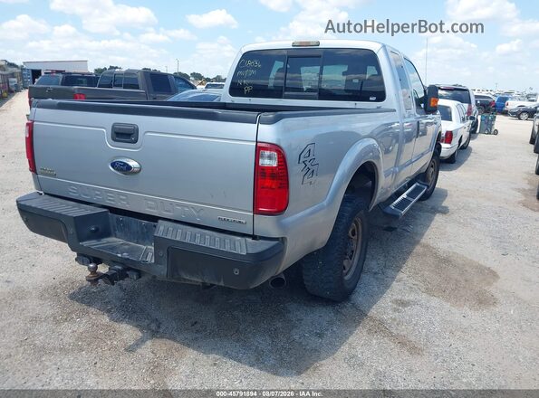 1FT7X2B67GEC18036 2016 FORD F-250 Серебряный Задняя правая четверть