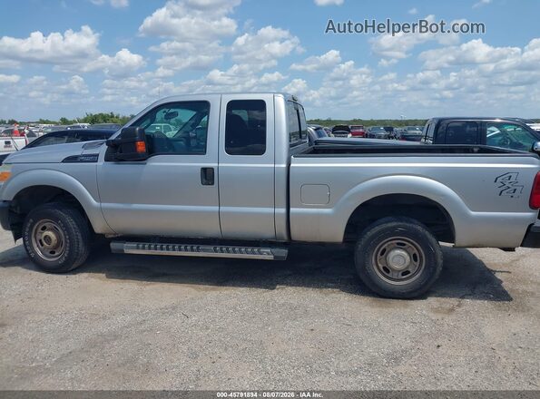 1FT7X2B67GEC18036 2016 FORD F-250 Серебряный Панорамный вид салона 360°