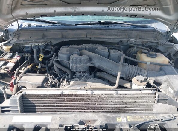 1FT7X2B67GEC18036 2016 FORD F-250 Серебряный Вид сзади