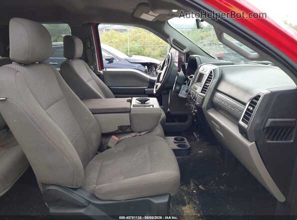 1FT7X2B67JEB36962 2018 FORD F-250 Красный Вид салона спереди
