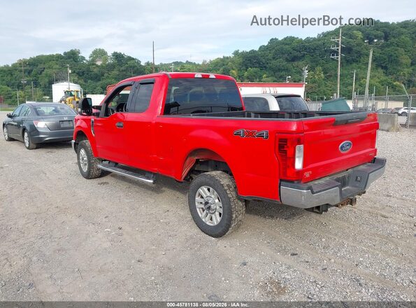 1FT7X2B67JEB36962 2018 FORD F-250 Красный Задняя левая четверть