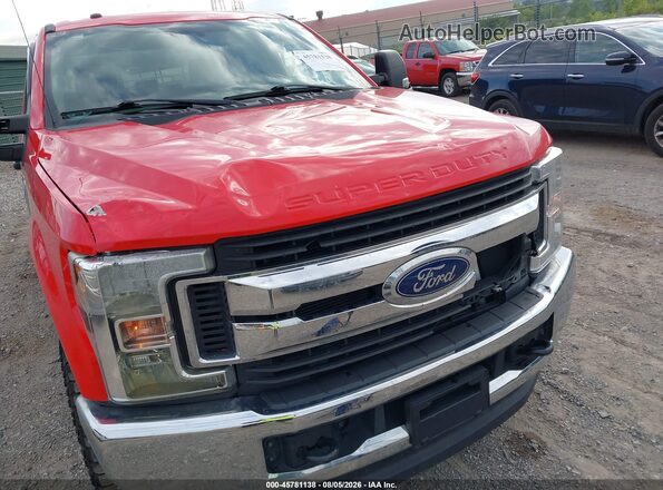1FT7X2B67JEB36962 2018 FORD F-250 Красный Вид спереди