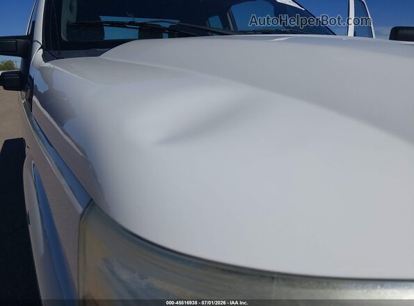 1FT7X2B68GED02981 2016 FORD F-250 White Widok z przodu