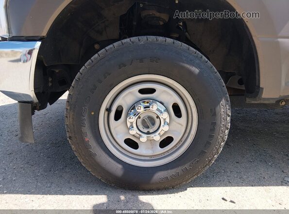 1FT7X2B68LEE63812 2020 FORD F-250 Brown Widok zestawu wskaźników