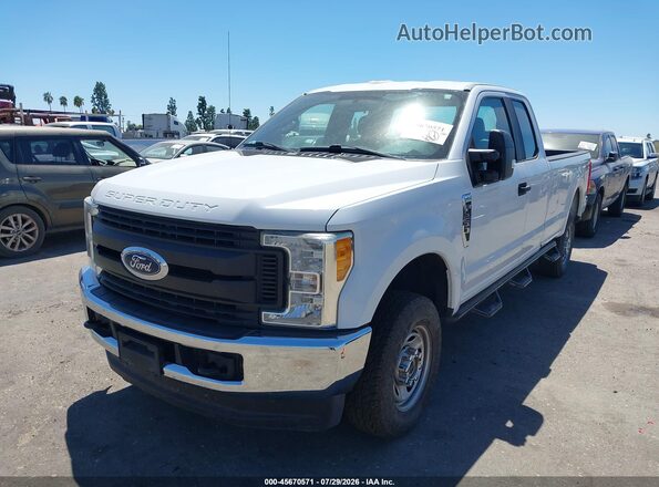 1FT7X2B6XHEE15056 2017 FORD F-250 White Front left