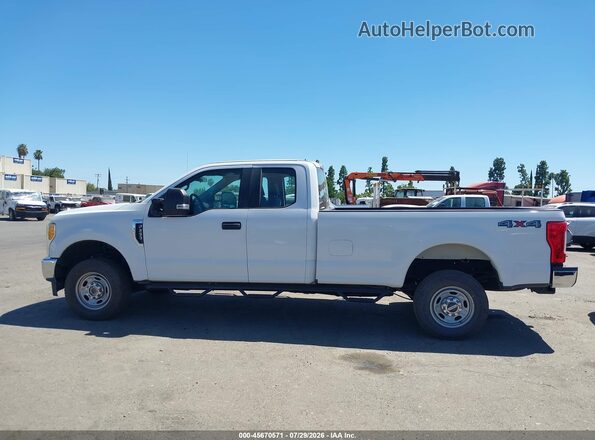 1FT7X2B6XHEE15056 2017 FORD F-250 White 360 interior view