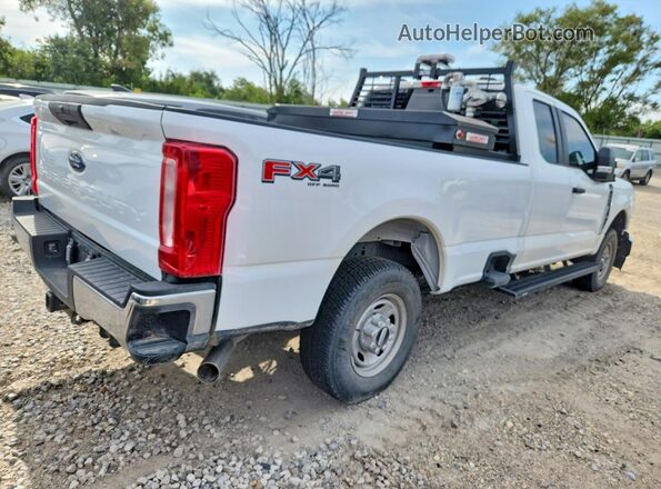 1FT7X2BA7TEC91566 2026 FORD F250 White Tył prawy