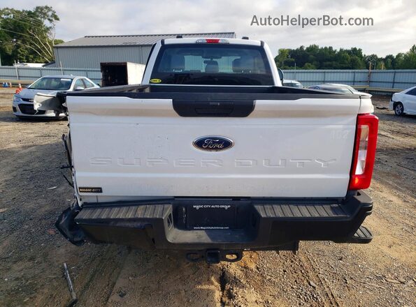 1FT7X2BA7TEC99585 2026 FORD F250 White Հետևի տեսք