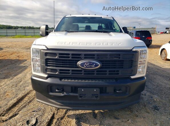 1FT7X2BA7TEC99585 2026 FORD F250 White Դիմացի տեսք