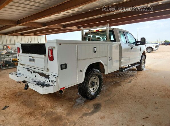 1FT7X2BN3NEF23666 2022 FORD F250 Белый Задняя правая четверть