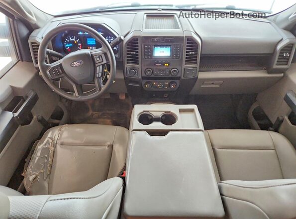 1FT7X2BN3NEF23666 2022 FORD F250 Белый Вид панели приборов