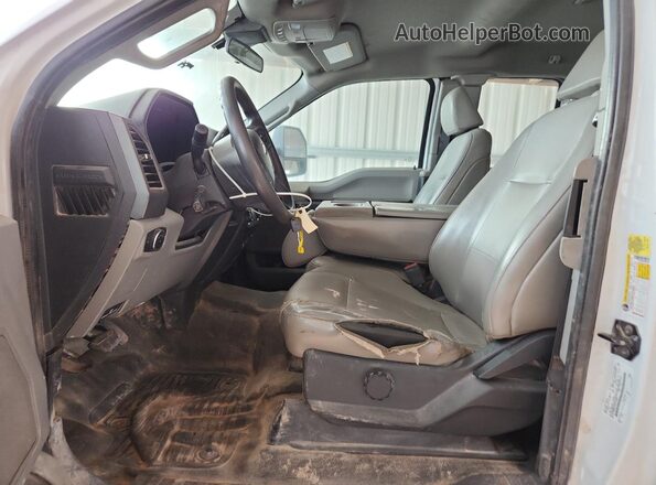 1FT7X2BN3NEF23666 2022 FORD F250 Белый Панорамный вид салона 360°