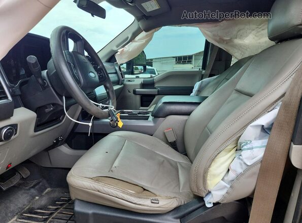 1FT7X2BT3JEC98660 2018 FORD F250 Black Вид салону спереду