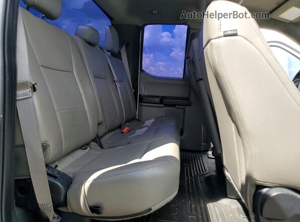 1FT7X2BT6KEG76357 2019 FORD F250 White Rear seats view