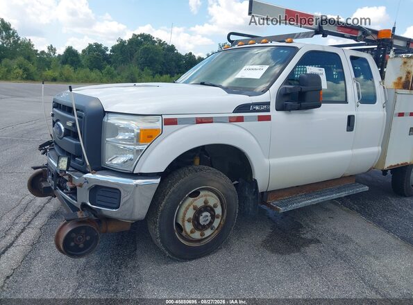 1FT7X3B60GEA31808 2016 FORD F350 Белый Вид спереди