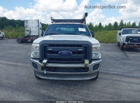 1FT7X3B62GEA31809 2016 FORD F350 Белый Вид панели приборов