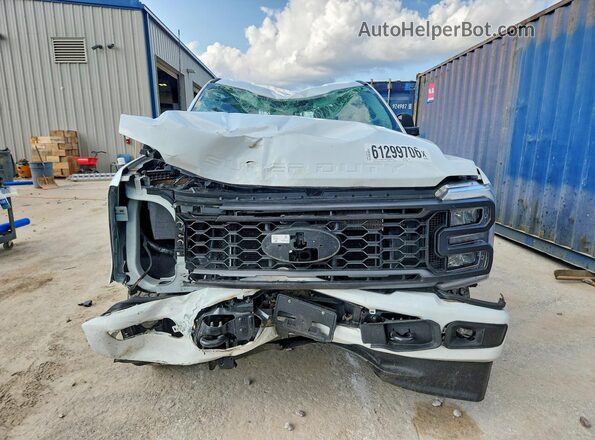 1FT8W2BA2REE78827 2024 FORD F250 White Вид спереду
