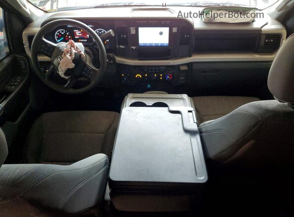 1FT8W2BAXPED15923 2023 FORD F250 Blue Dashboard view