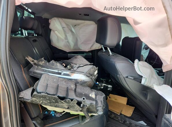 1FT8W2BM1TEC63702 2026 FORD F250 Gray Rear seats view