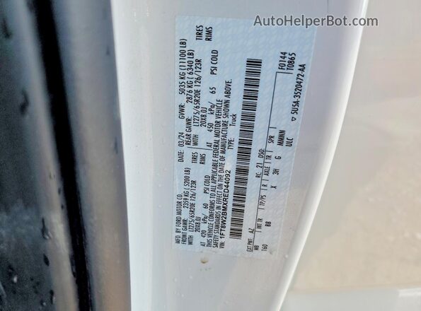 1FT8W2BMXRED44092 2024 FORD F250 White ძრავის განყოფილების ხედი