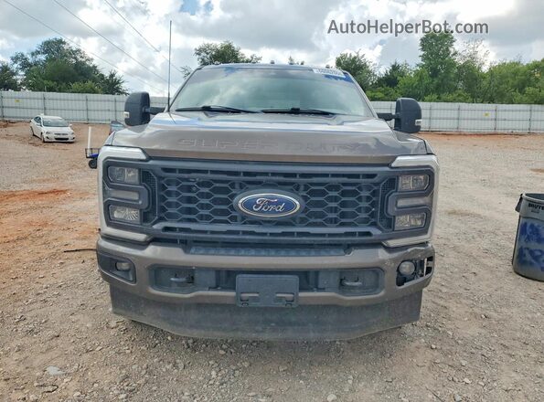 1FT8W2BN1PED09060 2023 FORD 250 Tan Widok z przodu