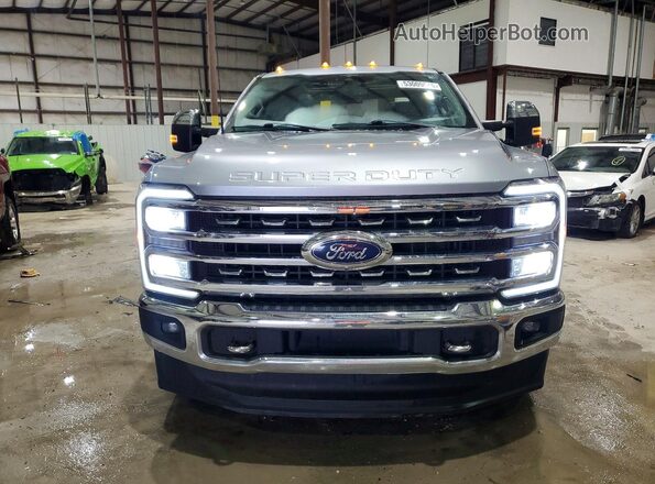 1FT8W2BT0PEC22121 2023 FORD F250 Silver Вид спереду