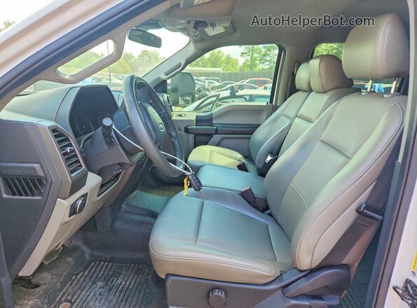 1FT8W2BT3NEC37208 2022 FORD F250 White Вид салону спереду