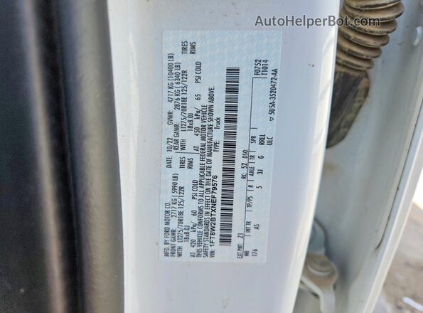 1FT8W2BTXNEF79576 2022 FORD F250 White ძრავის განყოფილების ხედი