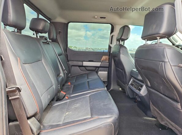 1FT8W2BTXREE20773 2024 FORD F250 Black Vista de los asientos traseros