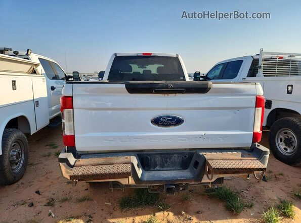 1FT8W3B68JEC18096 2018 FORD F350 Белый Вид сзади