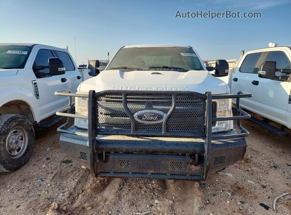 1FT8W3B68JEC18096 2018 FORD F350 Белый Вид спереди