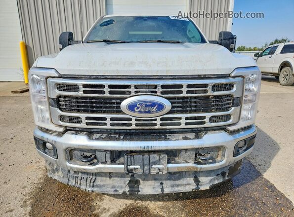 1FT8W3BA4TED62655 2026 FORD F350 White Դիմացի տեսք