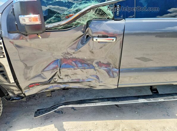 1FT8W3BMXREF93501 2024 FORD F350 Серый Вид салона спереди