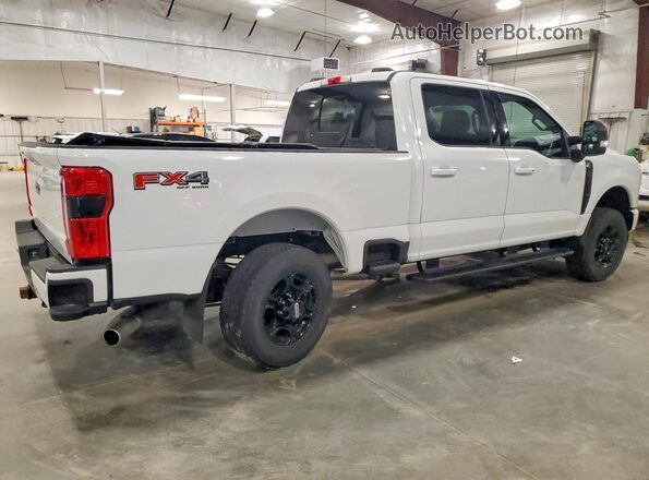 1FT8W3BN0PEE06823 2023 FORD F350 Белый Задняя правая четверть