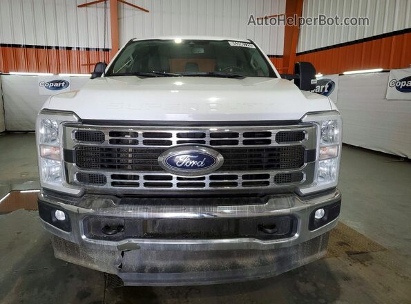 1FT8W3BN7PED25690 2023 FORD F350 White Դիմացի տեսք