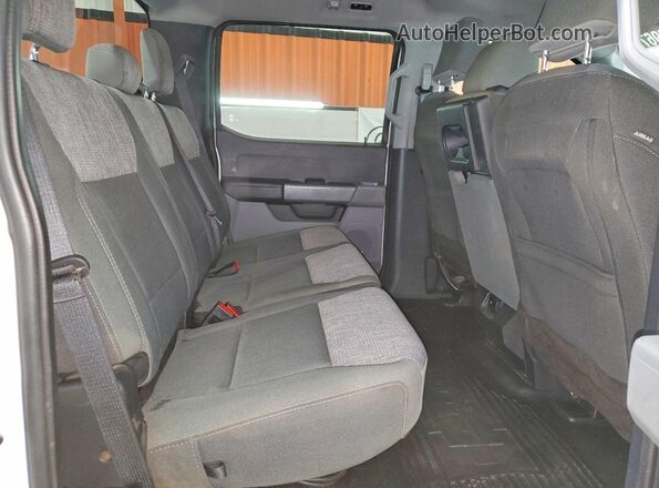 1FT8W3BN7PED25690 2023 FORD F350 White Հետևի նստատեղերի տեսք