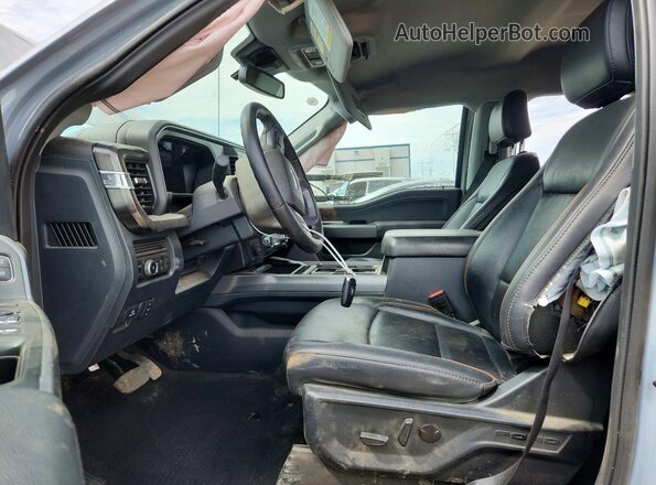 1FT8W3BN9TEC18697 2026 FORD F350 Silver Widok wnętrza z przodu