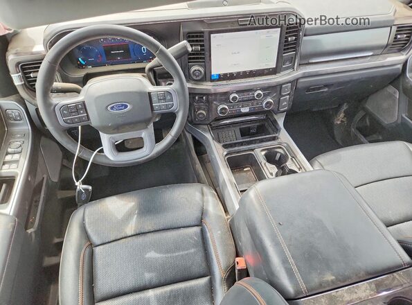 1FT8W3BN9TEC18697 2026 FORD F350 Silver Widok deski rozdzielczej