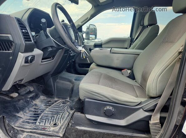 1FT8W3BT0JEC78699 2018 FORD F350 Черный Вид салона спереди