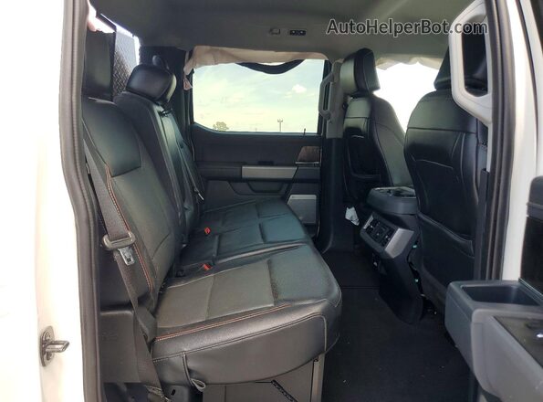 1FT8W3BT7REF04989 2024 FORD F350 White Вид задніх сидінь