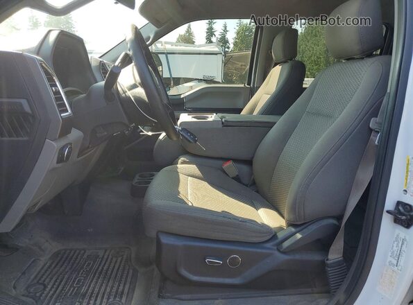1FT8W3BT8JEB76521 2018 FORD F350 Белый Вид салона спереди