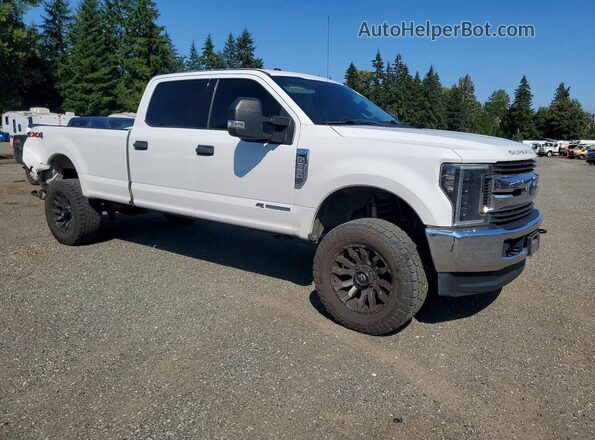 1FT8W3BT8JEB76521 2018 FORD F350 Белый Передняя правая четверть