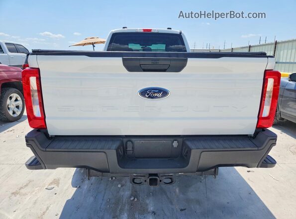 1FT8W3BT8PED15975 2023 FORD F350 White უკანა ხედი