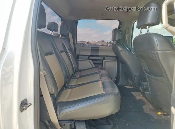 1FT8W3DT5JEC89582 2018 FORD F350 White Rear seats view