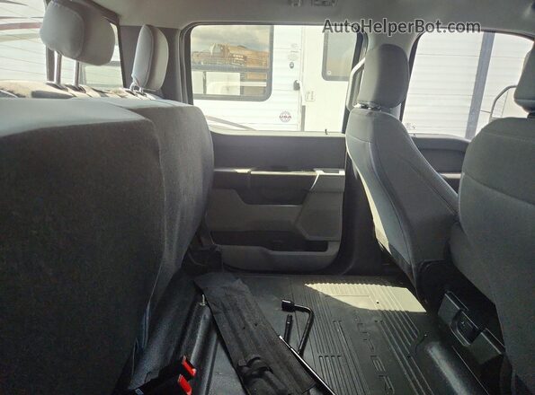 1FT8W4DT3TEC88357 2026 FORD F450 Белый Вид задних сидений