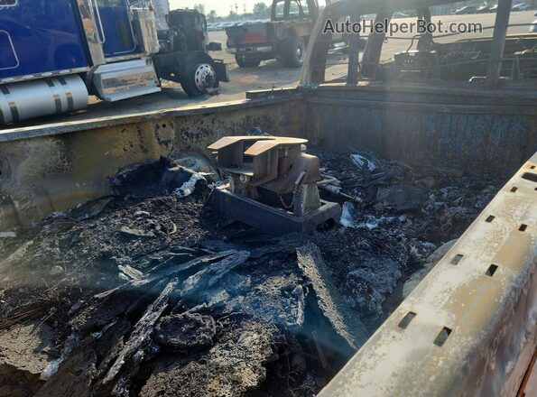 1FT8W4DT7GEC12324 2016 FORD F450 Burn Вид задніх сидінь