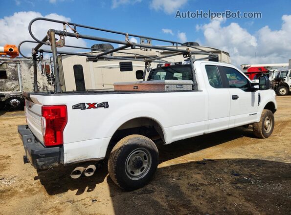 1FT8X2BT7LEE86945 2020 FORD F250 White Հետևի աջ