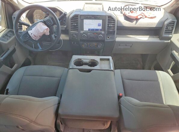 1FT8X3B6XNEG40194 2022 FORD F350 White Вид панелі приладів