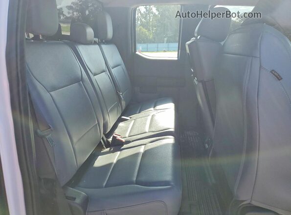 1FT8X3BA9REC90244 2024 FORD F350 Белый Вид задних сидений